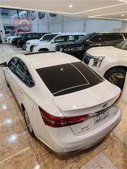 تويوتا أفالون